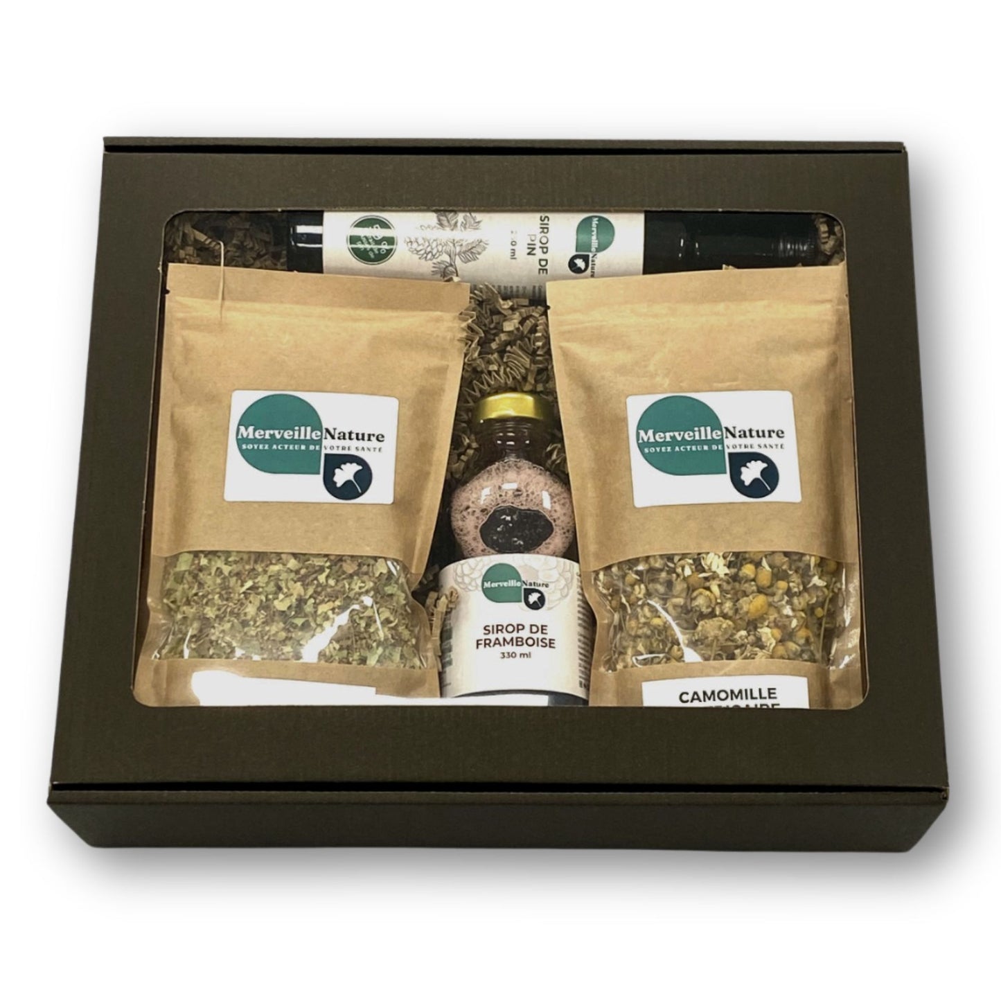 Coffret de produits naturels pour affronter l'hiver sereinement, avec des sirops fortifiants, des tisanes réchauffantes et des plantes comme le tilleul et le bouillon blanc.