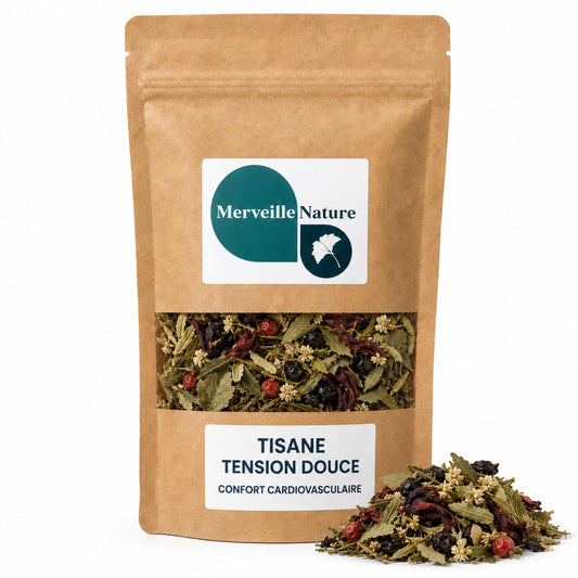 Sachet de tisane Tension Douce Confort cardiovasculaire MerveilleNature sur fond blanc, infusion naturelle aux feuilles d’olivier, mélisse, cassis, aubépine, aronia et hibiscus.